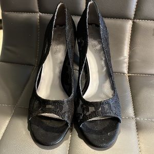 Bisou Bisou black lace heels